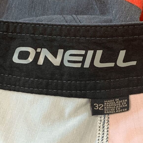 O'Neill 9" Unlined Board Shorts 32" Waist - Picture 7 of 7